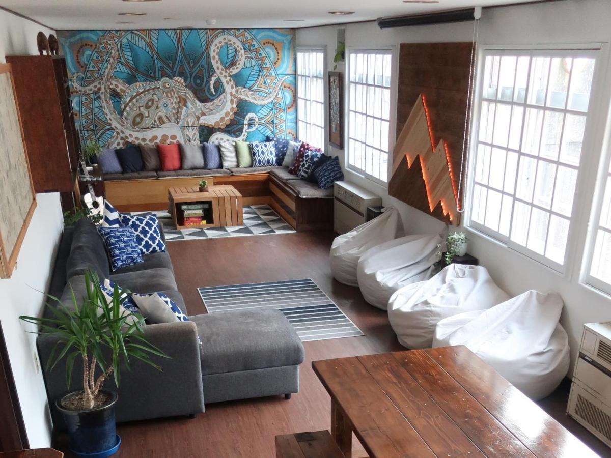 האקובה Starfall Lodge מראה חיצוני תמונה