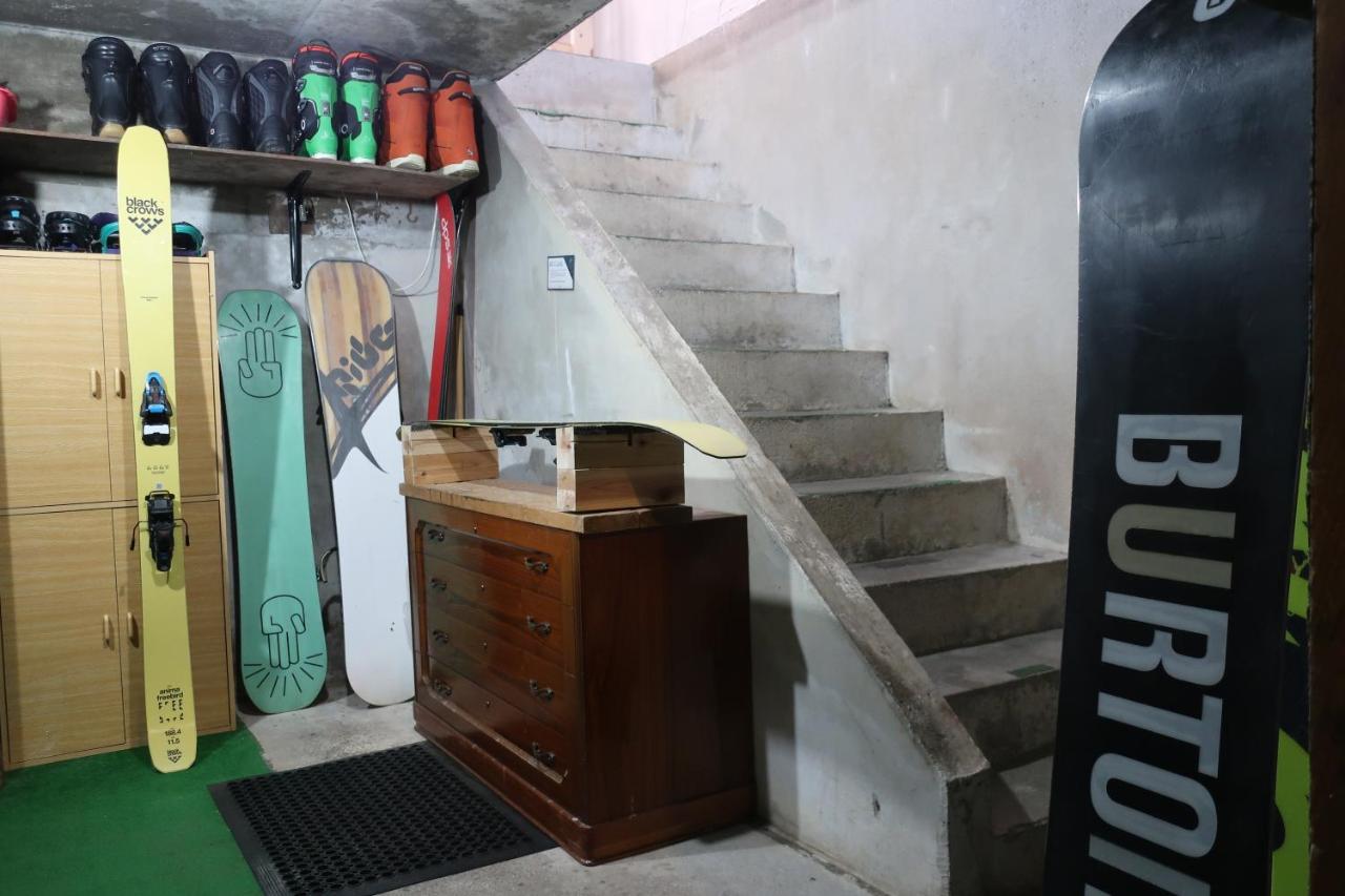 האקובה Starfall Lodge מראה חיצוני תמונה
