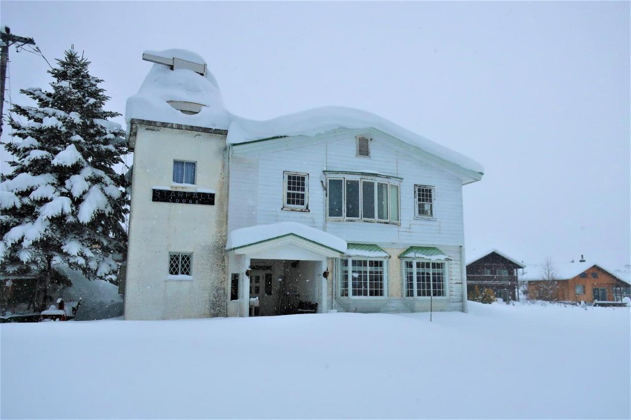 האקובה Starfall Lodge מראה חיצוני תמונה